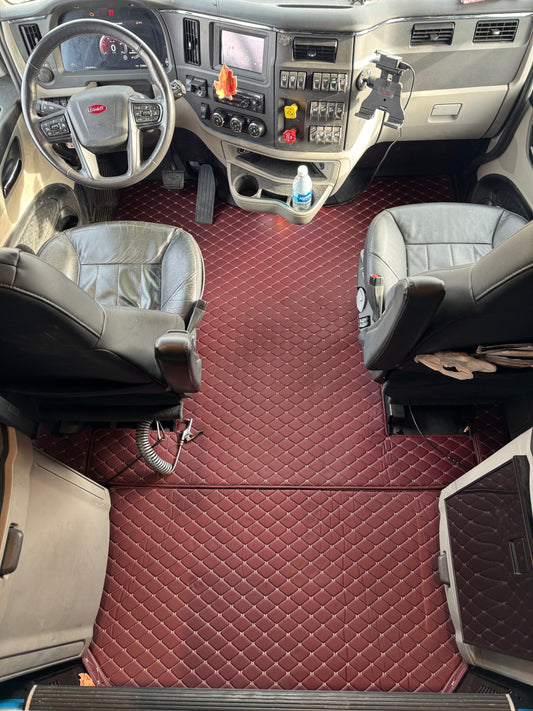 Peterbilt 579 Floor Mats (2019-2025)