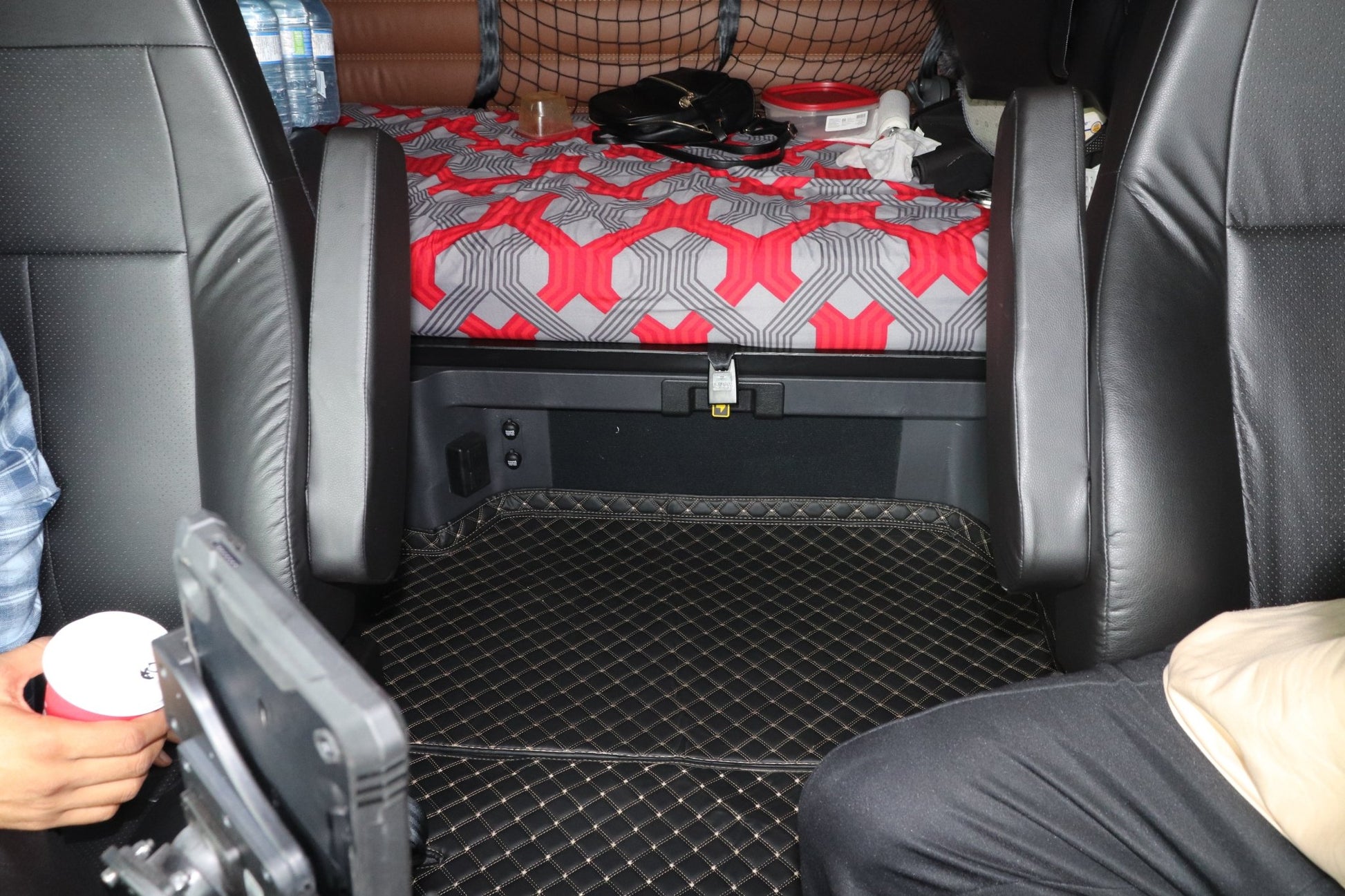 Freightliner Cascadia Floor Mats 2019 - 2025 - Tandem Car Mats