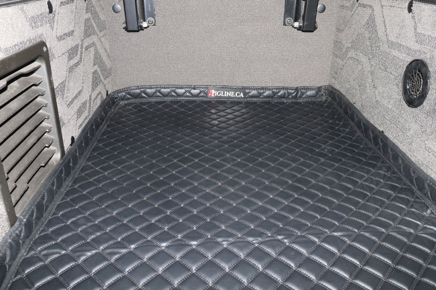 Volvo VNL860 Floor Mats (2019 - 2024) - Tandem Car Mats